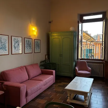 Hostel Protezione Della Giovane - Female