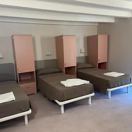 Protezione Della Giovane - Female Verona