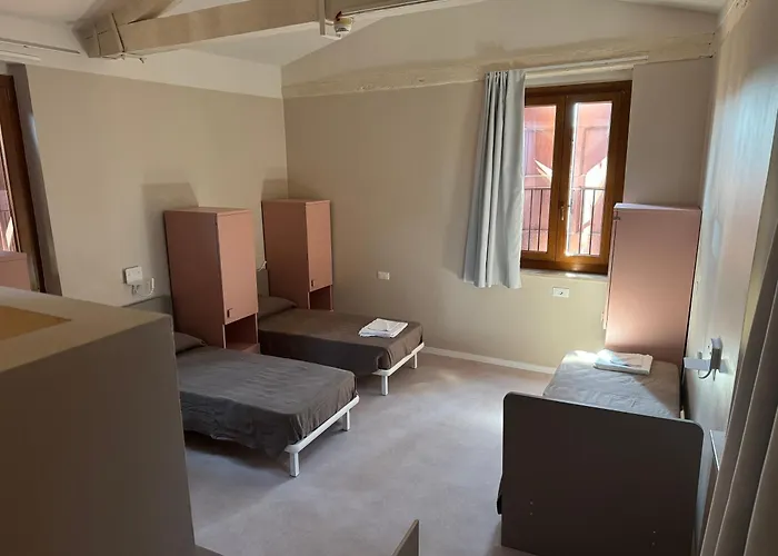 Protezione Della Giovane - Female *