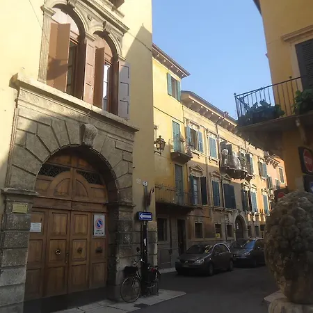 Hostel Protezione Della Giovane - Female Verona